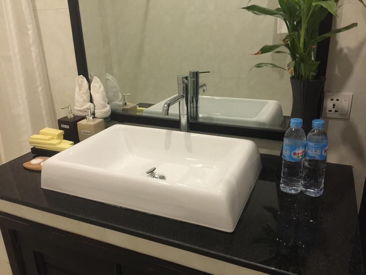 Private Boutique Home With Pool, The Fin Inn Siem Reap Bagian luar foto