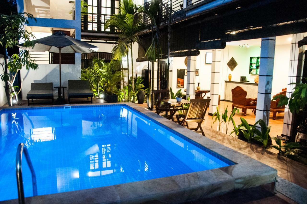 Private Boutique Home With Pool, The Fin Inn Siem Reap Bagian luar foto