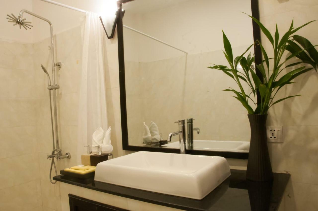 Private Boutique Home With Pool, The Fin Inn Siem Reap Bagian luar foto