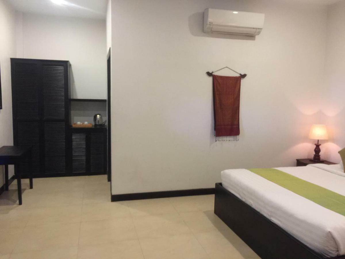 Private Boutique Home With Pool, The Fin Inn Siem Reap Bagian luar foto