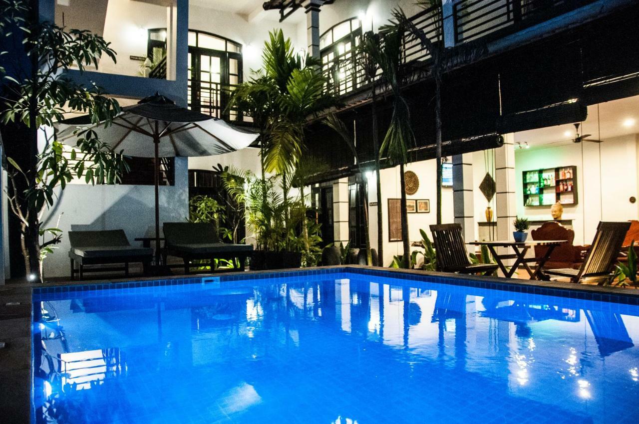 Private Boutique Home With Pool, The Fin Inn Siem Reap Bagian luar foto