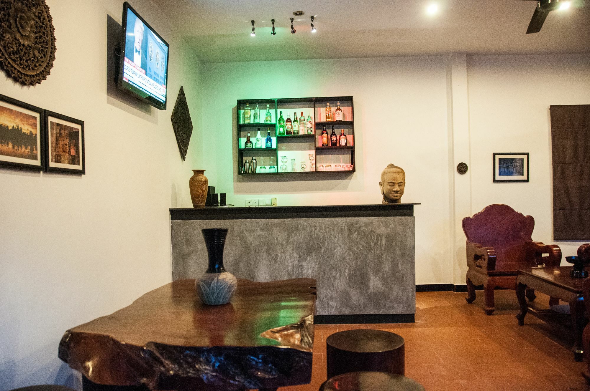 Private Boutique Home With Pool, The Fin Inn Siem Reap Bagian luar foto